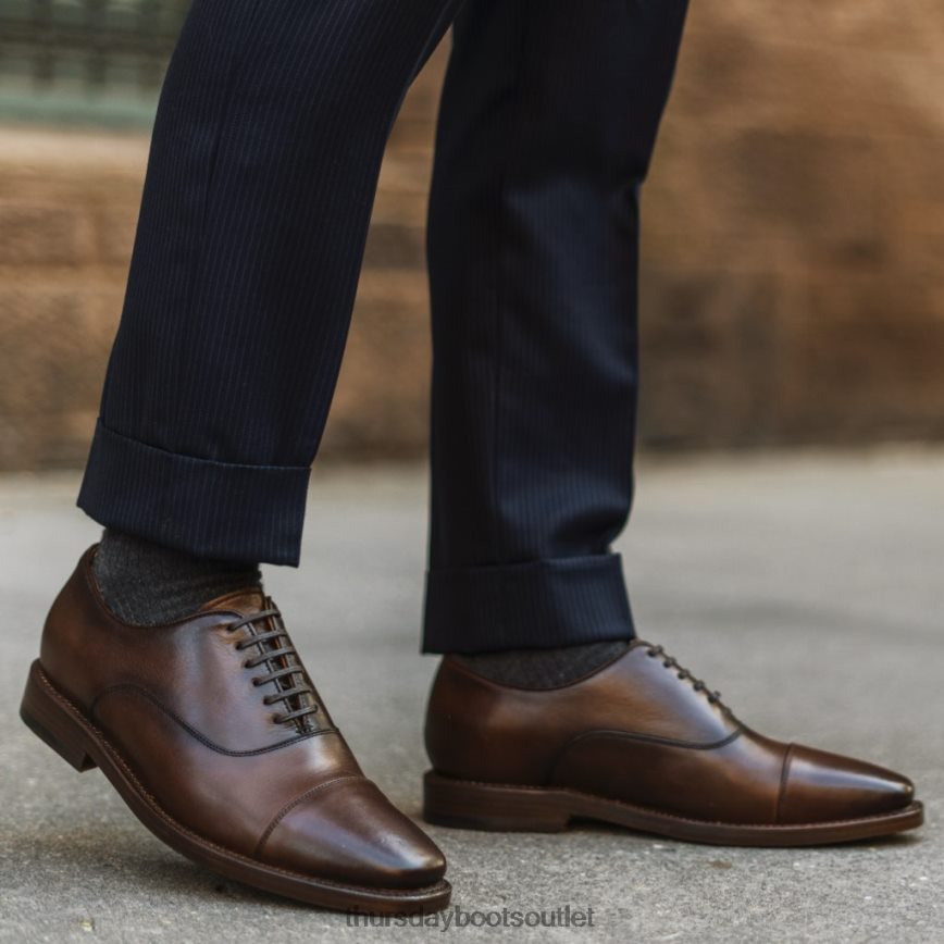 pl Thursday Boots mężczyźni wykonawczy kasztan V64N62203 buty
